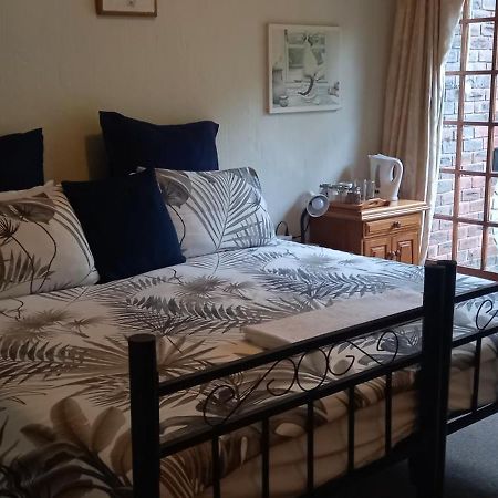 Thrush Nest Durban Bed & Breakfast Pinetown Ngoại thất bức ảnh